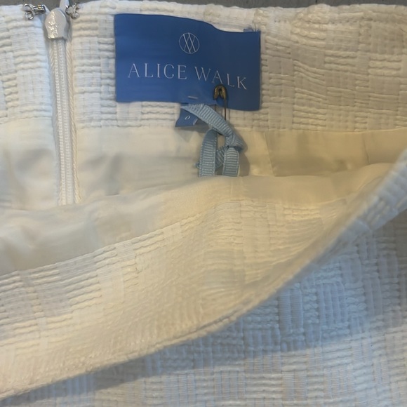 Alice Walk White Textured Top & Skirt Set - Picture 3 of 4